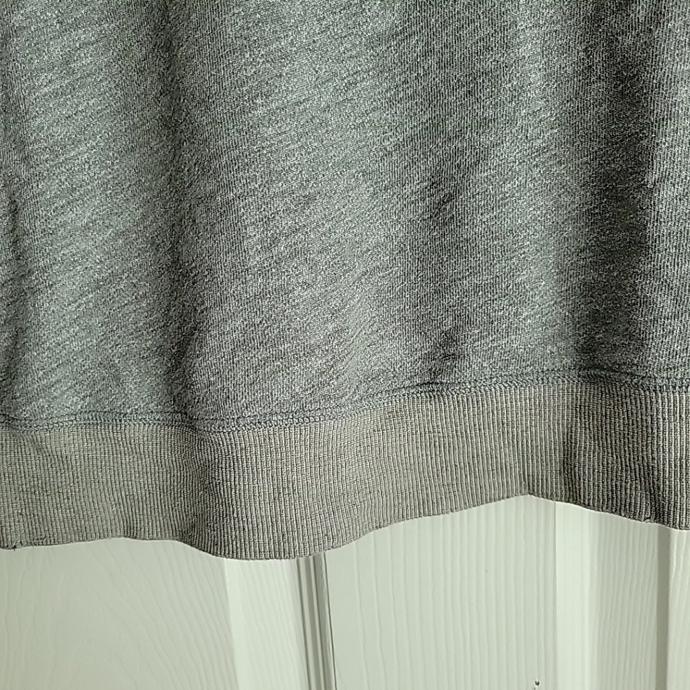 PINK Victoria's Secret Women's Lightweight Sweatshirt - Picture 3 of 14